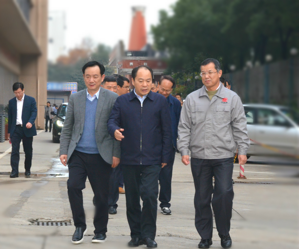 江西省工信廳黨組書記、廳長楊貴平調研參觀四特酒公司