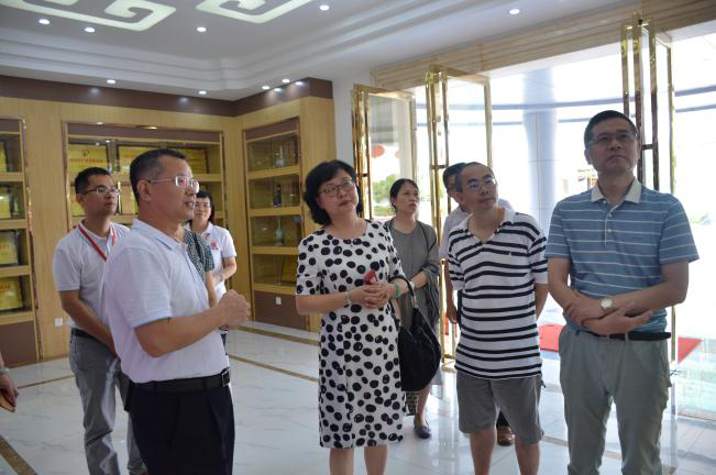 我司與南昌大學(xué)共建的研究生聯(lián)合培養(yǎng)基地順利通過(guò)驗(yàn)收